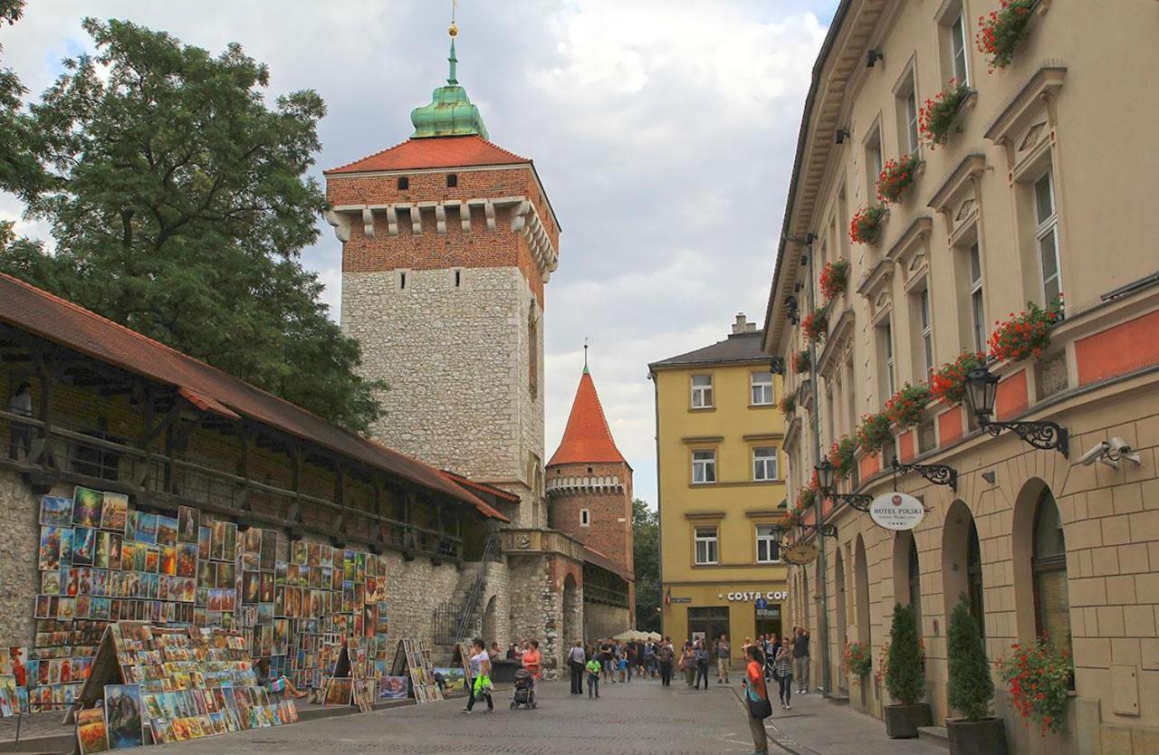 Attractive Apartment Oldtown Near Thetrain Station Krakow Exterior photo